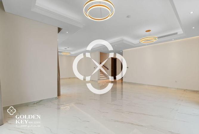 54103250 - Property Image 2