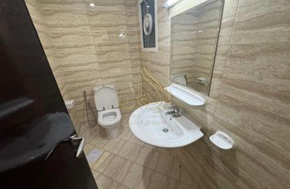 Apartment - 1 - 2 for rent in Al Sadd - Doha