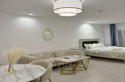 Apartment - Studio - 1 Bathroom for rent in Viva East - Viva Bahriyah - The Pearl Island - Doha