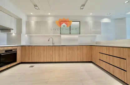 شقة - غرفة نوم - 2 حمامات للايجار في كريستال ريزيدنس - جزيرة جيوان - جزيرة اللؤلؤة - الدوحة