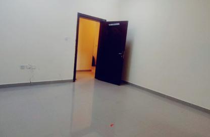 Villa - Studio - 1 Bathroom for rent in Fereej Bin Omran - Doha Villa - Studio - 1 Bathroom for rent in Fereej Bin Omran - Doha