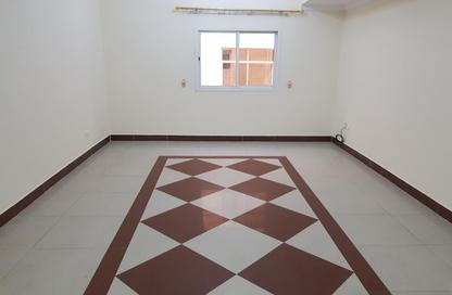 Apartment - 3 Bedrooms - 3 Bathrooms for rent in Al Sadd Road - Al Sadd - Doha Apartment - 3 Bedrooms - 3 Bathrooms for rent in Al Sadd Road - Al Sadd - Doha