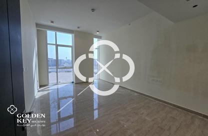Apartment - 1 Bedroom - 2 Bathrooms for sale in Al Kharaej 30 - Lusail