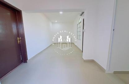 Villa - Studio - 1 Bathroom for rent in Street 871 - Al Duhail South - Al Duhail - Doha