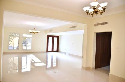 Villa - 4 Bedrooms - 4 Bathrooms for rent in Souk Al gharaffa - Al Gharrafa - Doha