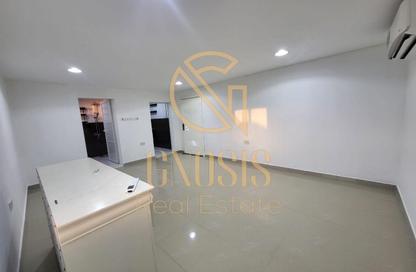 Apartment - Studio - 1 Bathroom for rent in Al Maamoura - Al Maamoura - Doha Apartment - Studio - 1 Bathroom for rent in Al Maamoura - Al Maamoura - Doha
