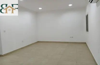 شقة - 2 غرف نوم - 2 حمامات للايجار في شارع السد - السد - الدوحة