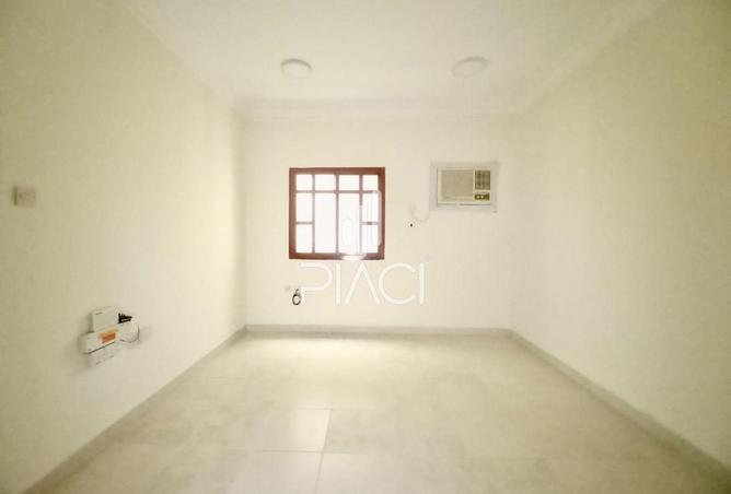 1021536 - Property Image 2