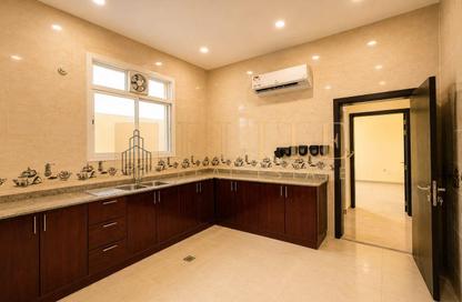 Compound - 7 - 7 for rent in Ain Khalid Gate - Ain Khaled - Doha