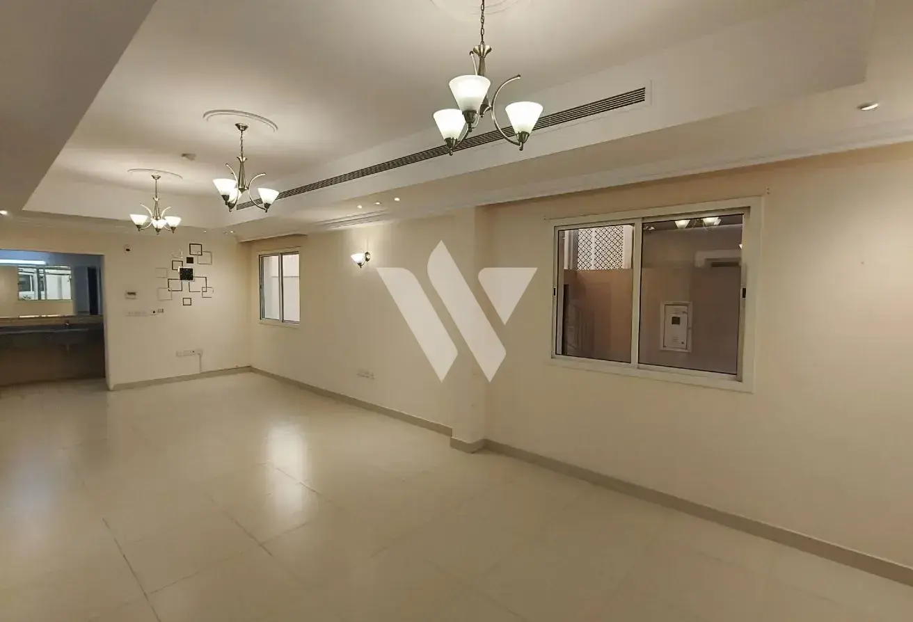 63644271 - Property Main Image