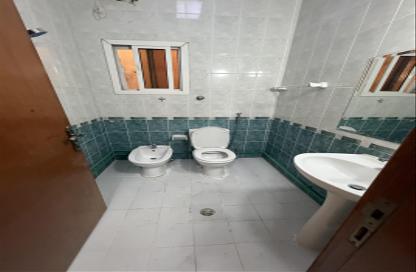 Apartment - 3 Bedrooms - 2 Bathrooms for rent in Old Airport Road - Doha
