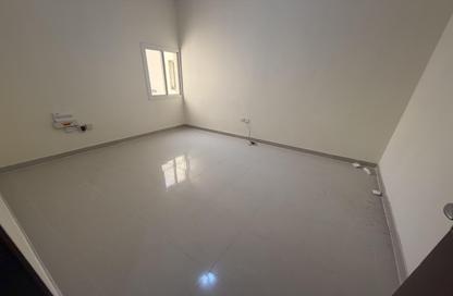 Apartment - 3 Bedrooms - 2 Bathrooms for rent in Old Airport Road - Doha