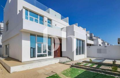 Villa - 5 Bedrooms - 4 Bathrooms for sale in Al Hadara Street - Al Thumama - Doha