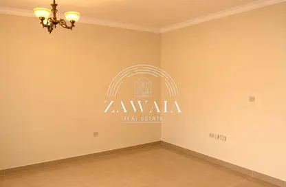 Apartment - 2 Bedrooms - 2 Bathrooms for rent in OqbaBin Nafie Steet - Old Airport Road - Doha