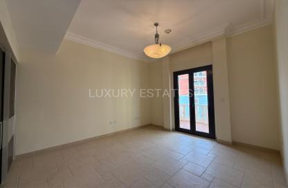 Apartment - 3 Bedrooms - 4 Bathrooms for sale in Mercato - Qanat Quartier - The Pearl Island - Doha Apartment - 3 Bedrooms - 4 Bathrooms for sale in Mercato - Qanat Quartier - The Pearl Island - Doha