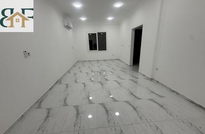 Apartment - 2 - 2 for rent in Madinat Khalifa South - Madinat Khalifa - Doha