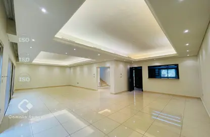 Compound - 5 Bedrooms - 7 Bathrooms for rent in Al Messila - Al Messila - Doha