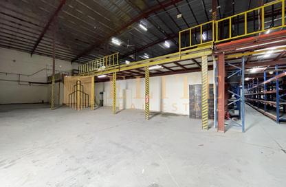 Labor Camp - Studio - 7+ Bathrooms for rent in Industrial Area 4 - Industrial Area - Industrial Area - Doha