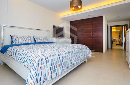Apartment - 1 Bedroom - 2 Bathrooms for sale in Tower 23 - Viva Bahriyah - The Pearl Island - Doha