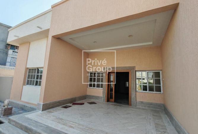 61613747 - Property Main Image