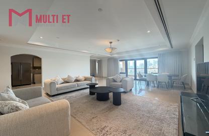 Apartment - 2 Bedrooms - 3 Bathrooms for rent in East Porto Drive - Porto Arabia - The Pearl Island - Doha