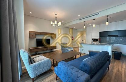 Apartment - 2 Bedrooms - 4 Bathrooms for rent in Floresta Gardens - Floresta Gardens - The Pearl Island - Doha