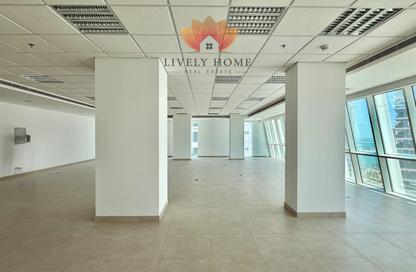 Office Space - Studio - 1 for rent in Marina Tower 21 - Marina District - Lusail Office Space - Studio - 1 for rent in Marina Tower 21 - Marina District - Lusail