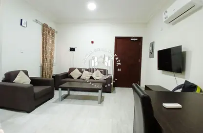 Apartment - 1 Bedroom - 2 Bathrooms for rent in Umm Ghuwalina - Umm Ghuwailina - Doha