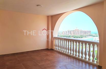 Apartment - 2 Bedrooms - 3 Bathrooms for sale in East Porto Drive - Porto Arabia - The Pearl Island - Doha Apartment - 2 Bedrooms - 3 Bathrooms for sale in East Porto Drive - Porto Arabia - The Pearl Island - Doha