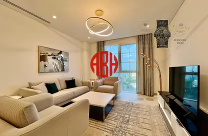 Apartment - 1 Bedroom - 2 Bathrooms for rent in Floresta Gardens - Floresta Gardens - The Pearl Island - Doha