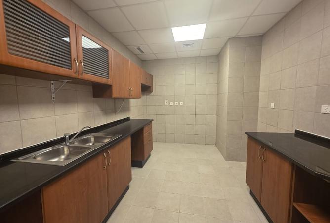 1001635 - Property Image 2