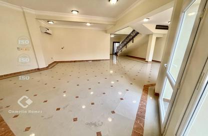 Villa - 3 Bedrooms - 3 Bathrooms for rent in South Gate - West Bay Lagoon - Doha