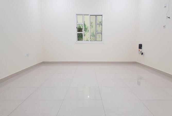 1021876 - Property Image 2