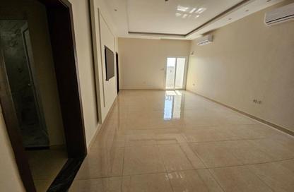 Apartment - 2 Bedrooms - 3 Bathrooms for rent in Al Kheesa - Al Kheesa - Umm Salal Mohammed