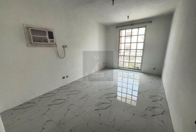 60502168 - Property Image 3