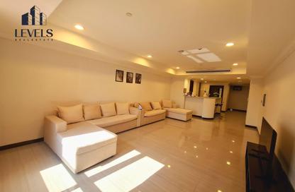 Apartment - 1 Bedroom - 2 Bathrooms for rent in East Porto Drive - Porto Arabia - The Pearl Island - Doha