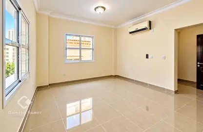 Apartment - 3 Bedrooms - 3 Bathrooms for rent in Fereej Bin Mahmoud North - Fereej Bin Mahmoud - Doha