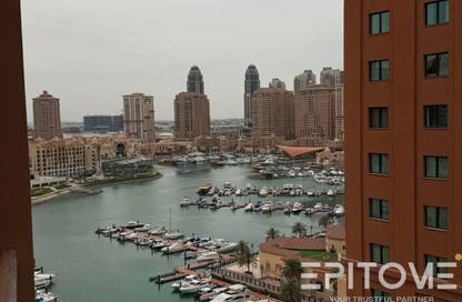 شقة - غرفة نوم - 2 حمامات للايجار في طريق بورتو الشرقي - بورتو أرابيا - جزيرة اللؤلؤة - الدوحة