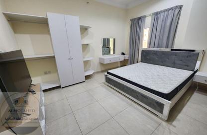 Apartment - Studio - 1 Bathroom for rent in Al Sadd Road - Al Sadd - Doha Apartment - Studio - 1 Bathroom for rent in Al Sadd Road - Al Sadd - Doha