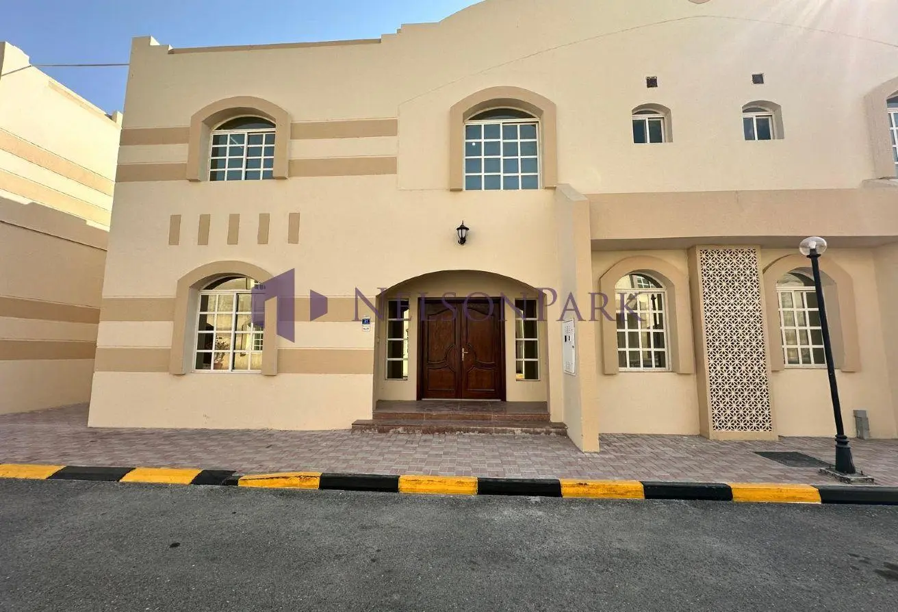 51953957 - Property Main Image