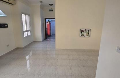 Apartment - 2 Bedrooms - 2 Bathrooms for rent in Al Nasr Street - Al Nasr - Doha