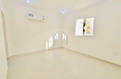 شقة - 1 حمام للايجار في شارع سالاجا - دوحة الجديد - الدوحة