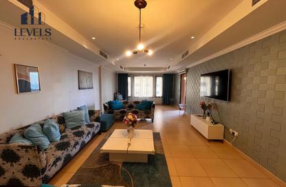 Apartment - 1 Bedroom - 2 Bathrooms for rent in East Porto Drive - Porto Arabia - The Pearl Island - Doha