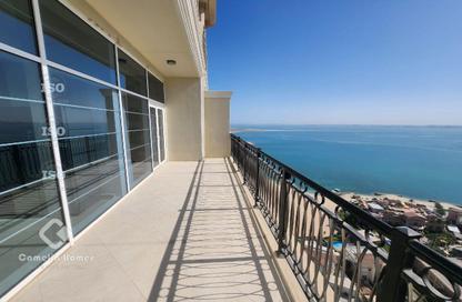 Apartment - 3 Bedrooms - 5 Bathrooms for rent in Floresta Gardens - Floresta Gardens - The Pearl Island - Doha