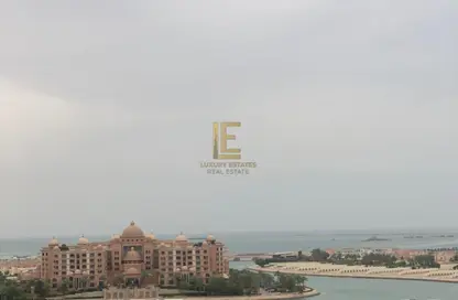 Apartment - 2 Bedrooms - 2 Bathrooms for rent in East Porto Drive - Porto Arabia - The Pearl Island - Doha