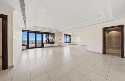 Apartment - 2 Bedrooms - 3 Bathrooms for rent in West Porto Drive - Porto Arabia - The Pearl Island - Doha Apartment - 2 Bedrooms - 3 Bathrooms for rent in West Porto Drive - Porto Arabia - The Pearl Island - Doha