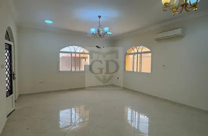 Apartment - Studio - 1 Bathroom for rent in Maamoura Villas - Al Maamoura - Doha