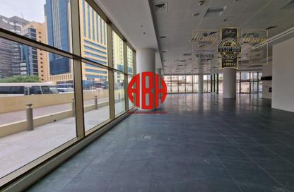 Retail - Studio - 2 Bathrooms for rent in Al Khair Tower - Corniche Road - Corniche Road - Doha