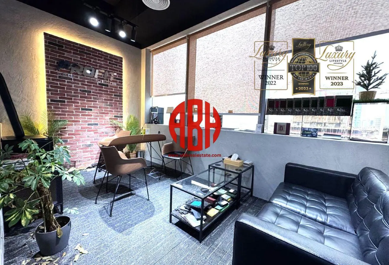 55781168 - Property Main Image