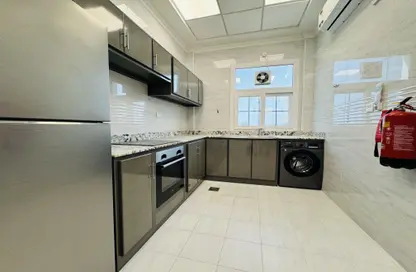 Apartment - 2 Bedrooms - 2 Bathrooms for rent in Al Nuaija Street - Al Hilal West - Al Hilal - Doha